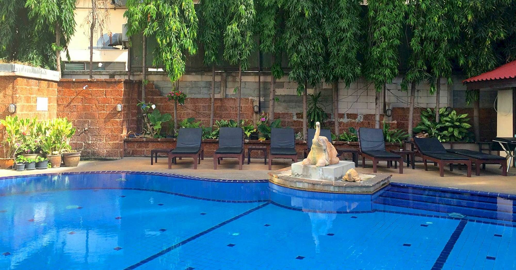 Eurostar International Hotel Ban Nong Tabaek Extérieur photo